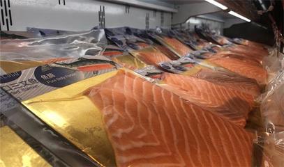 低價虹鱒魚想要加入三文魚隊伍,消費者點頭嗎?消保委首個“消費聽證會”各方激烈碰撞
